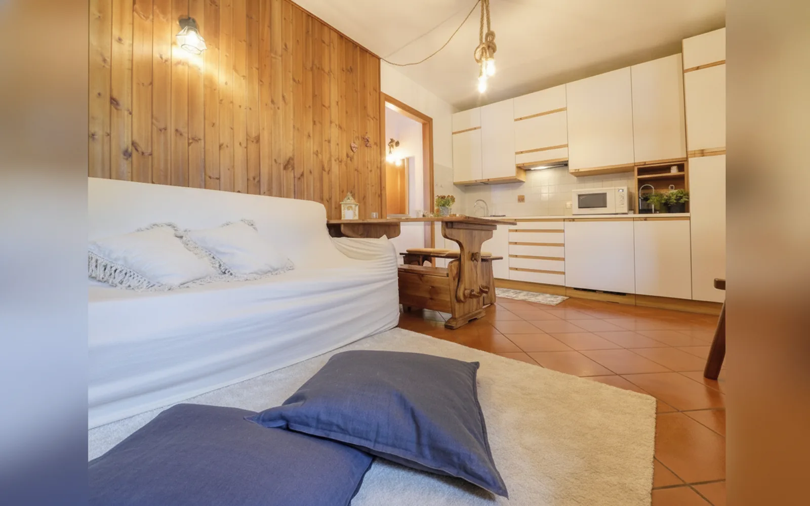 Camera con bagno privato — La Petite Maison, Pré-Saint-Didier (Valle d'Aosta) (foto 21)